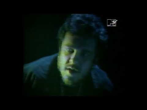 Cocteau Twins Interview (early 90s from MTV)